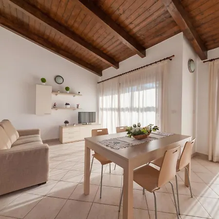 Locazione Turistica Paradise-17 Li Valcaggi